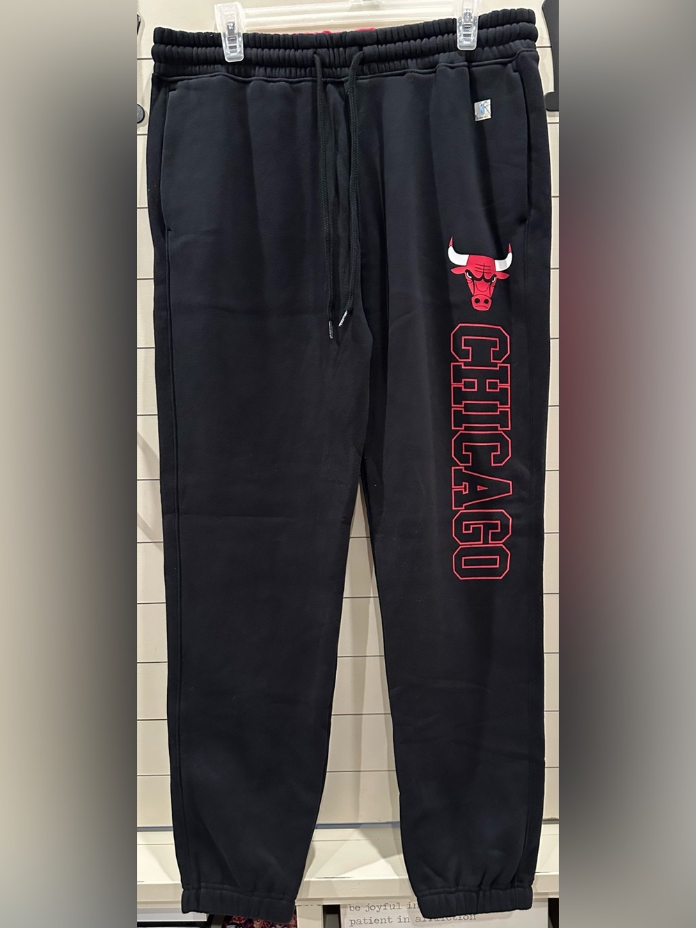 NWT Hollister NBA Chicago Bulls Black Men's Relaxed Jogger Sweatpants Large